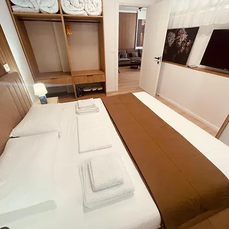 Stivens 公寓 地拉那